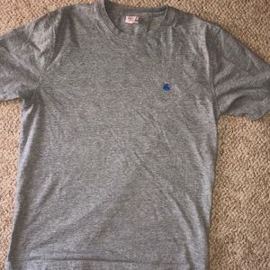 Men’s grey Brooks Brothers T-Shirt size medium